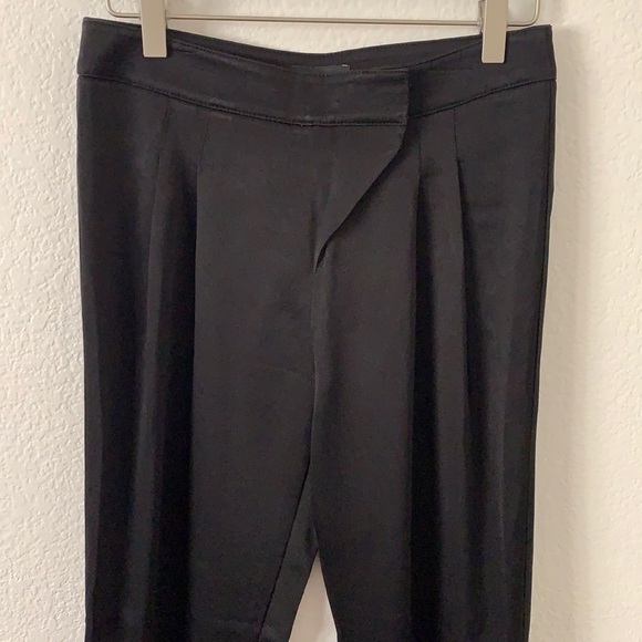 Bebe Silky Pleated Pants Trousers - Picture 4 of 15